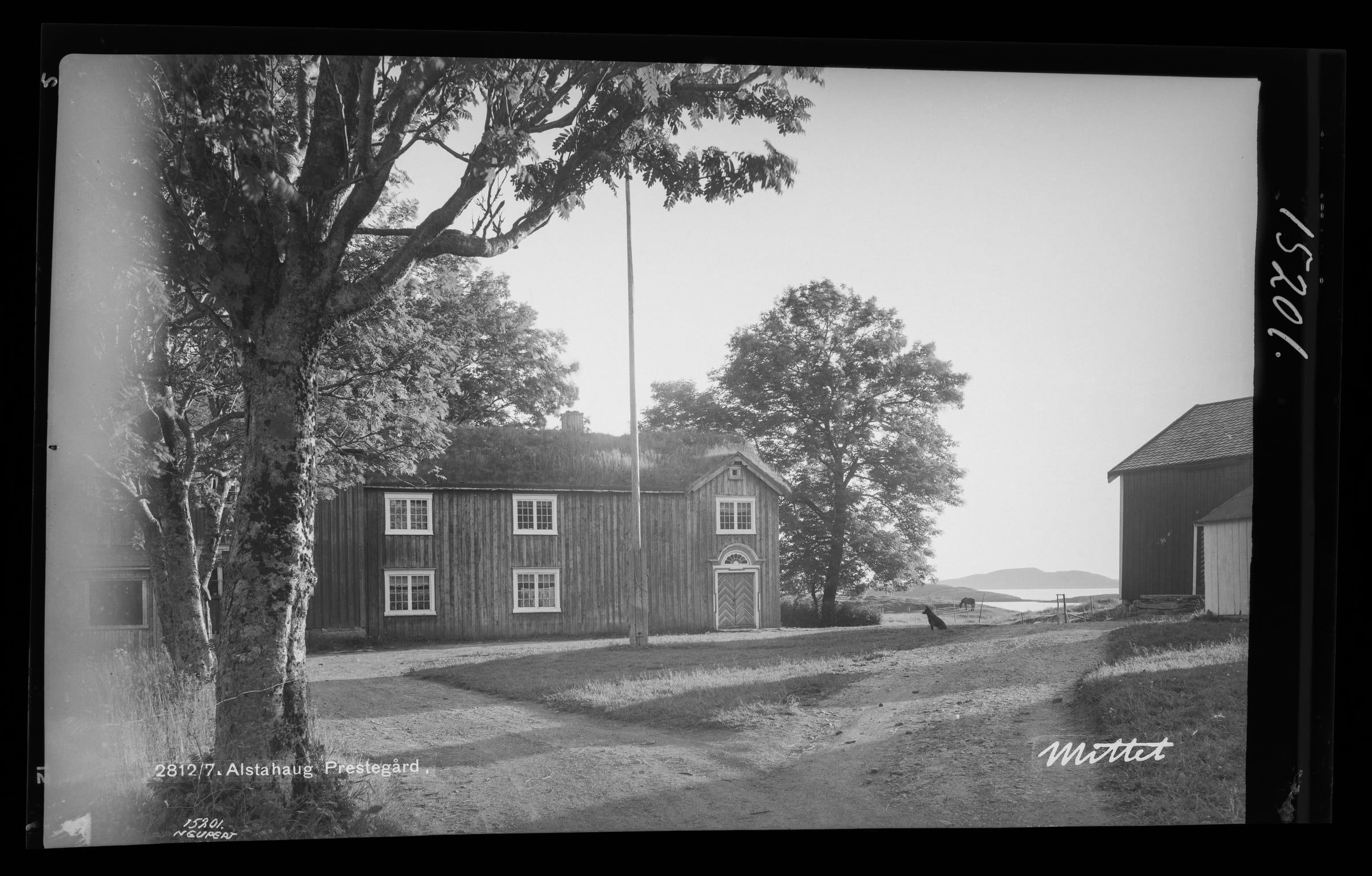 Grunnmurstein fra Stamnes gamle prestegård