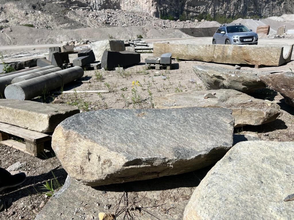 Tursti, Haglebuvannet