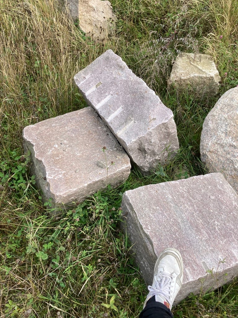 Veier, fortau, parker og rundkjøring
