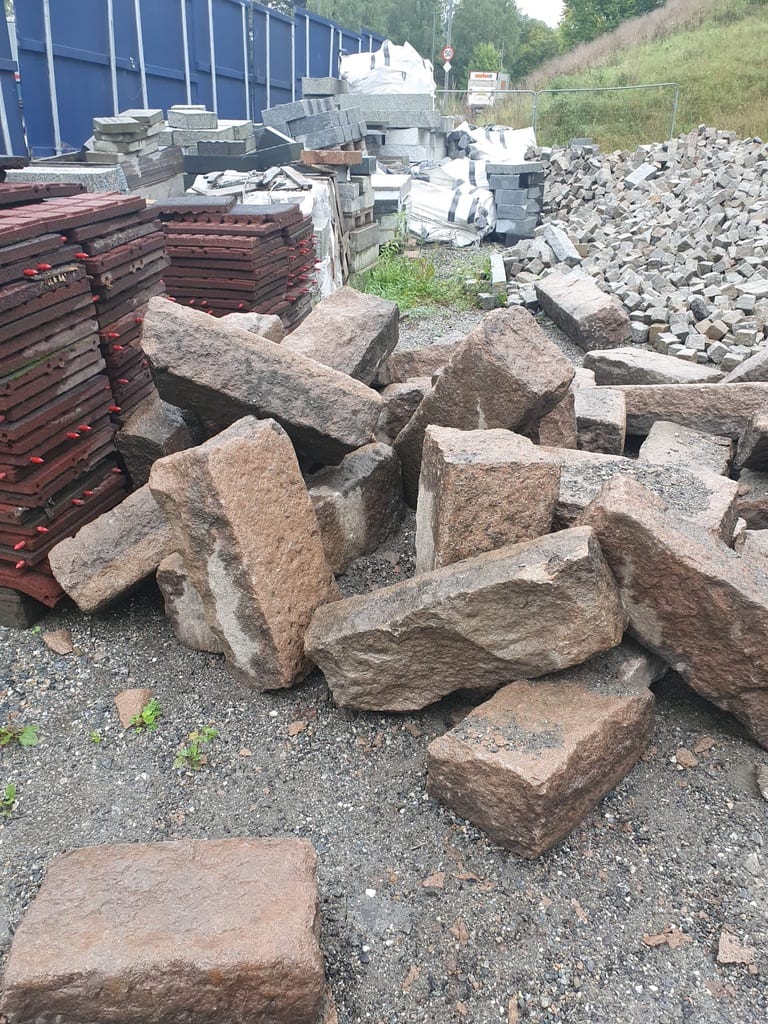 Veier, fortau, parker og rundkjøring