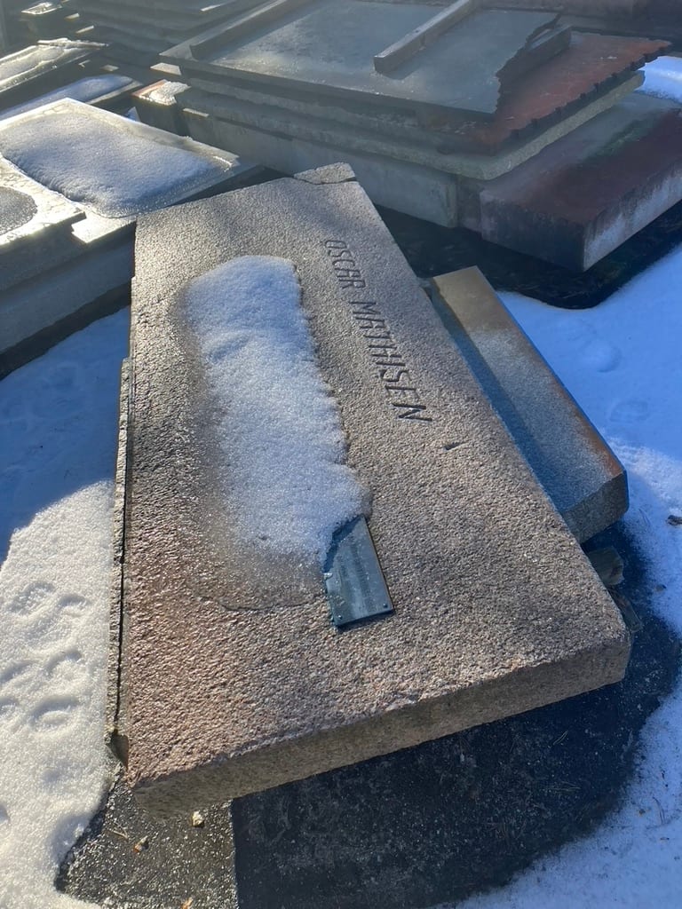Sokkel til skulptur av Oscar Mathisen, Frogner stadion