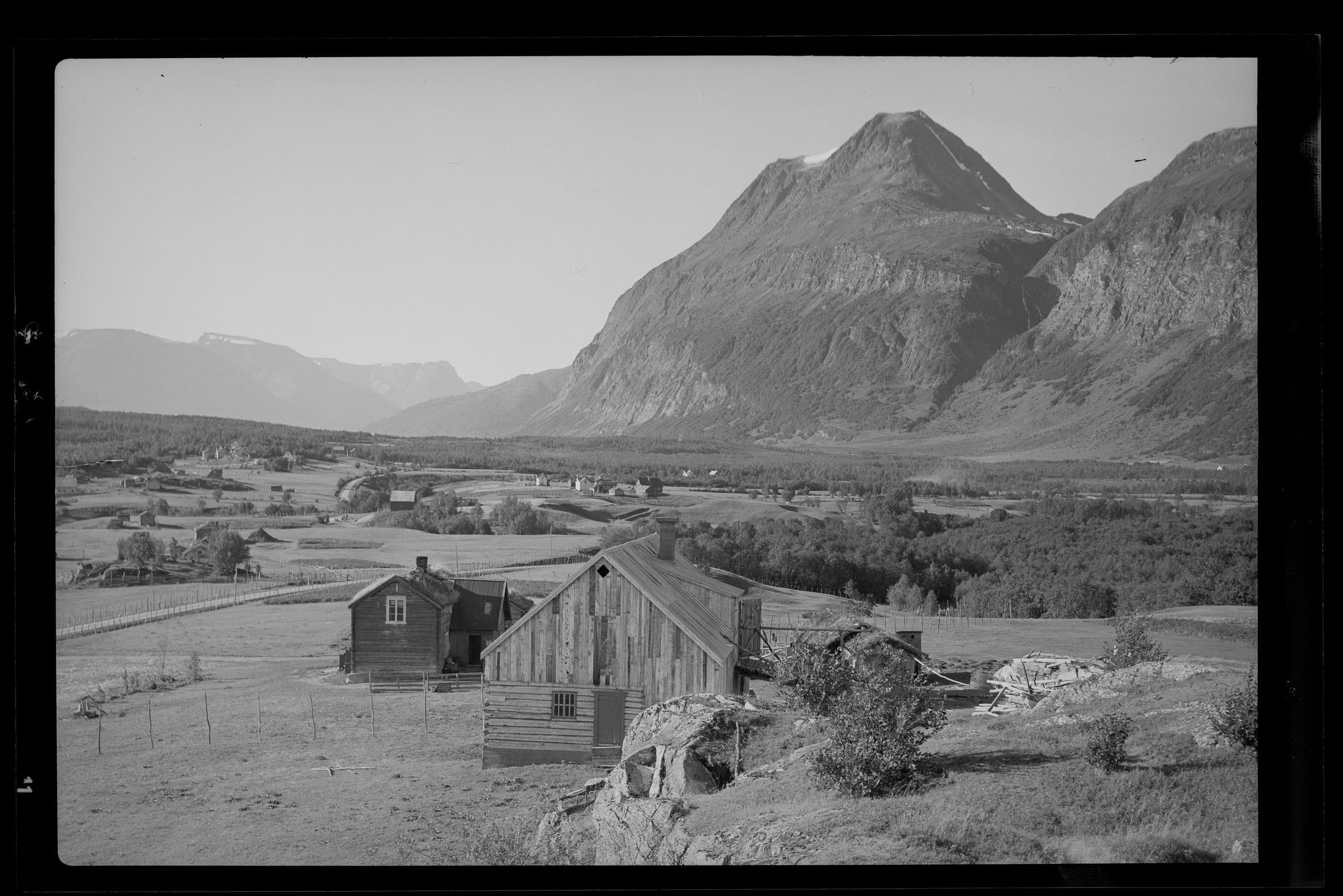 Fylkesveg 868, Polfjelltunnelen sør