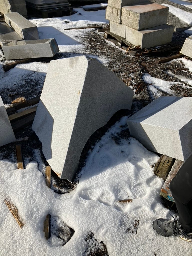Creature from Iddefjord — Martin Puryear, Deichmanske Bjørvika